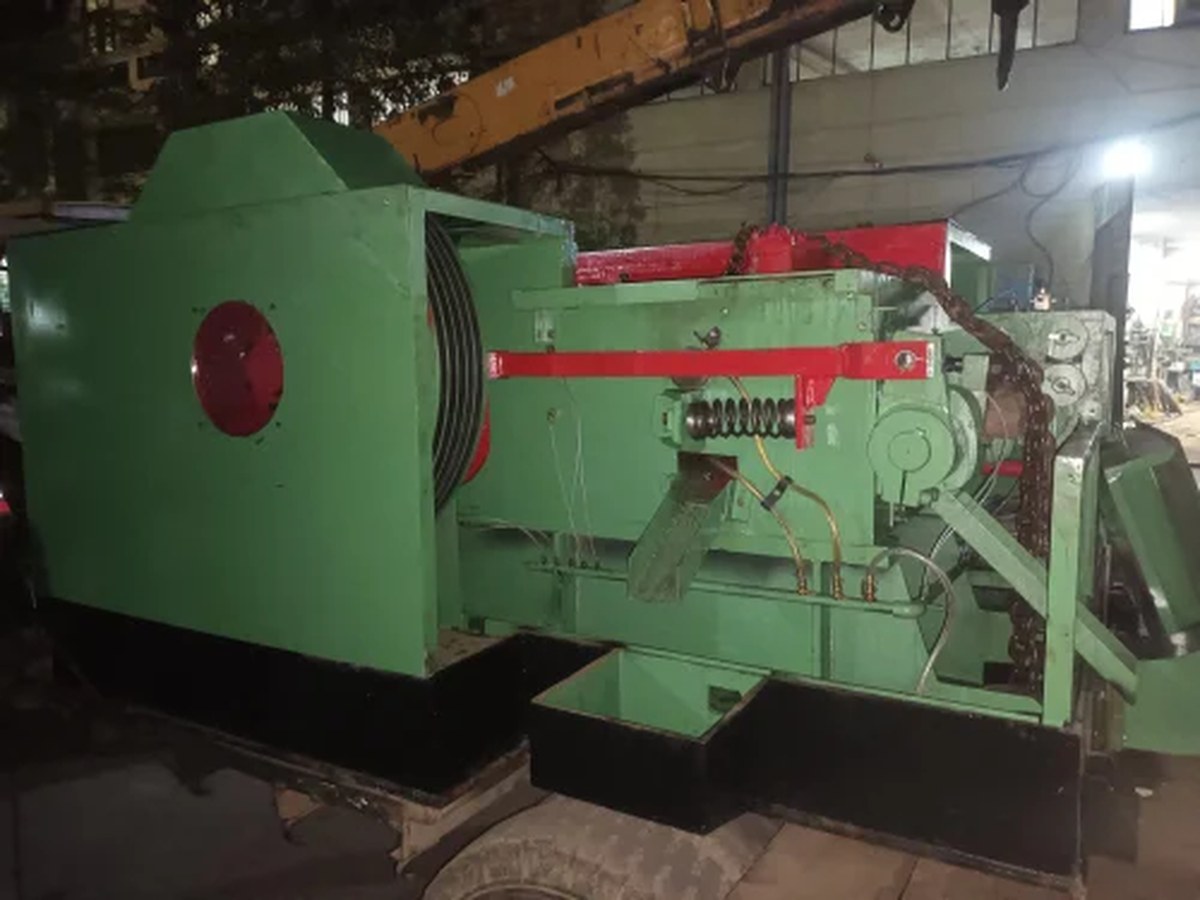High Speed Nut Former Machine